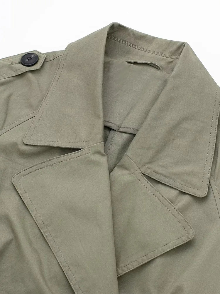Trench Long Élégant Femme avec Ceinture, Double Boutonnage & Col Classique